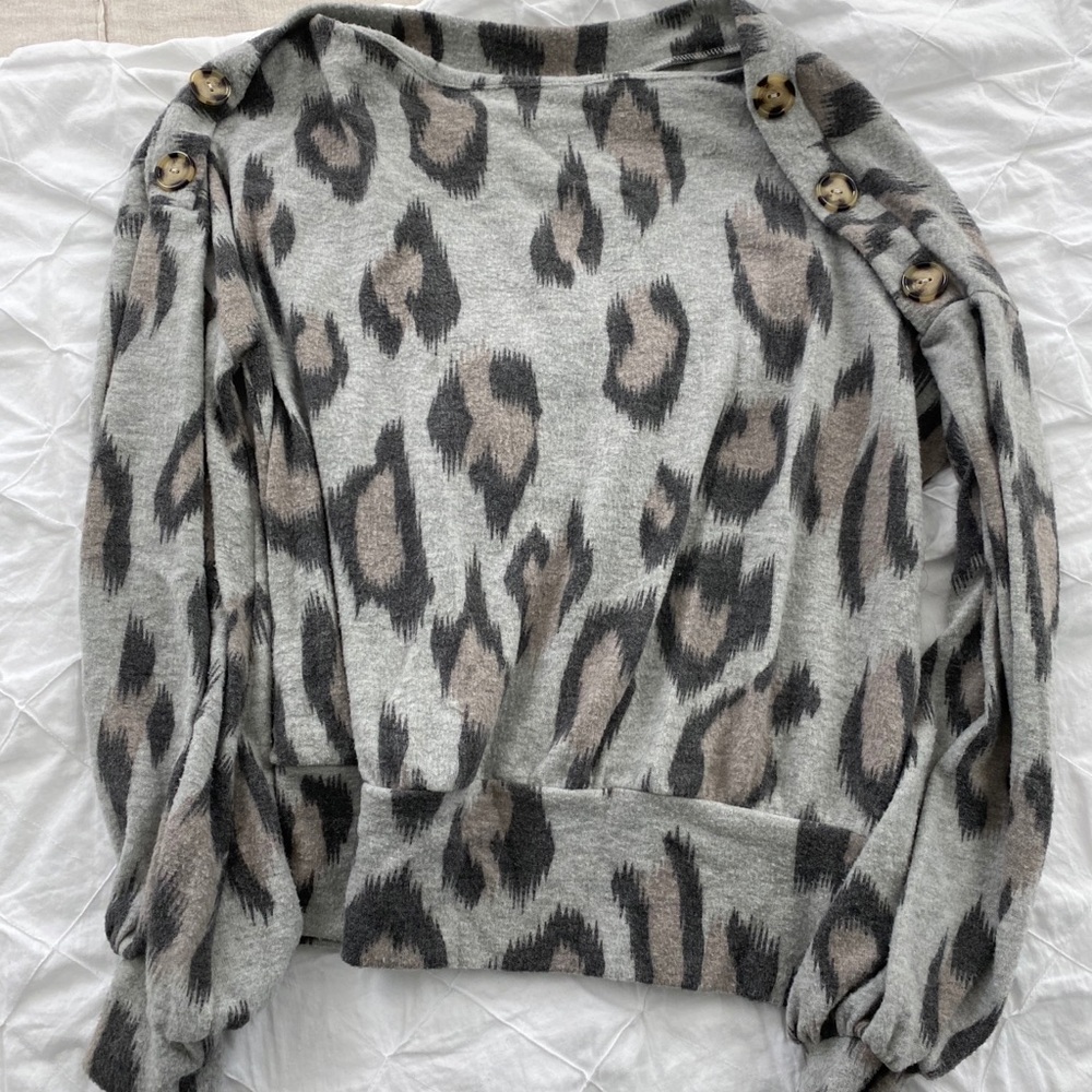 Like New Slouchy Leopard Sweater
